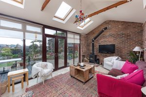 Photo 14- click for photo gallery